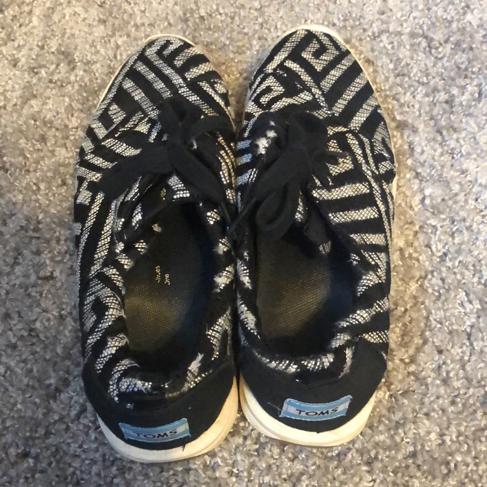 Toms Sneakers